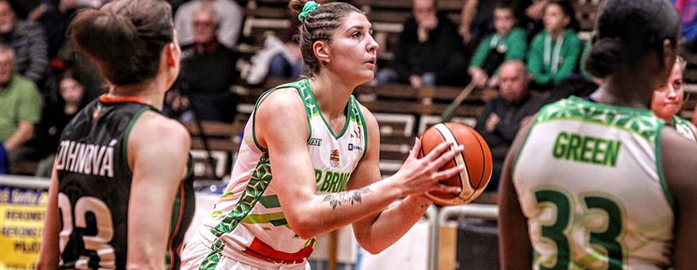 Meet FRÉ Ambassador Emily Potter, Professional Basketball Player